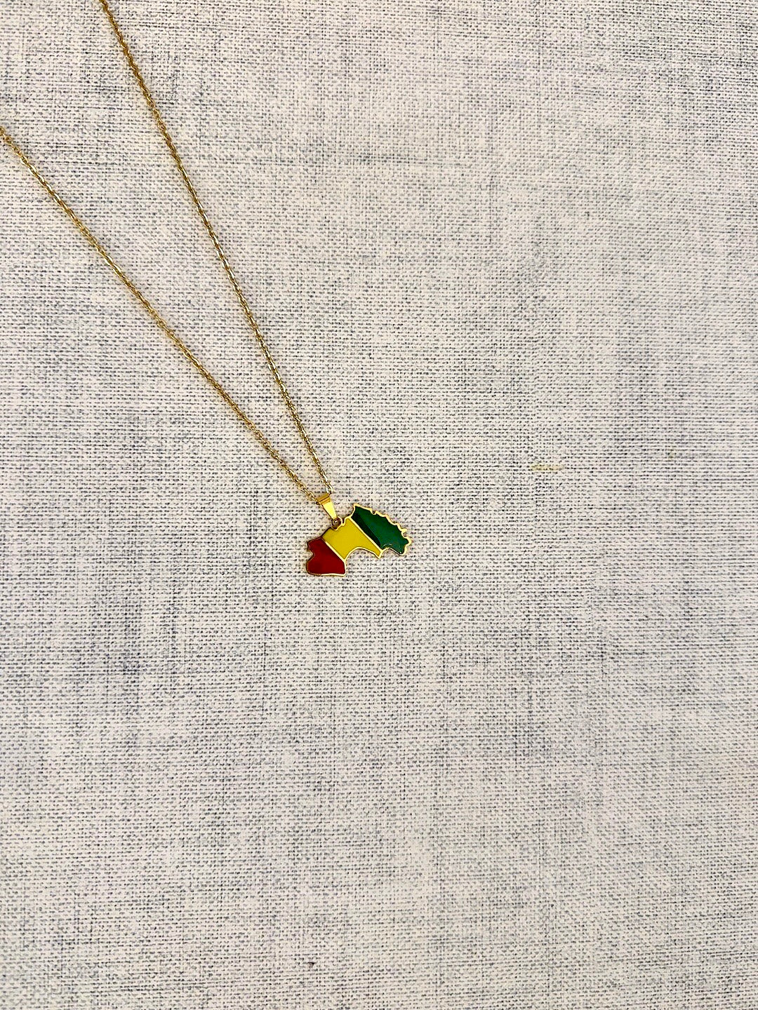 Guinea Necklace [Pre-order]